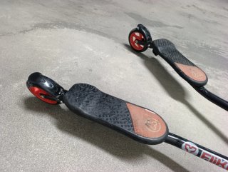 Patinete doble rojo