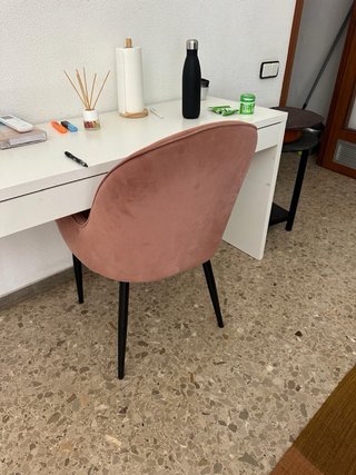 Conjunto 2 sillas y sillón rosa