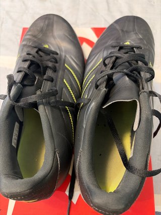 Adidas Copa multitaco negro/amarillo