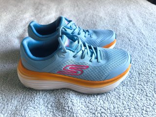 Zapatillas mujer Skechers MAX Cushioning Endeavour
