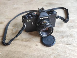 Cámara Mamiya ZE Analógica