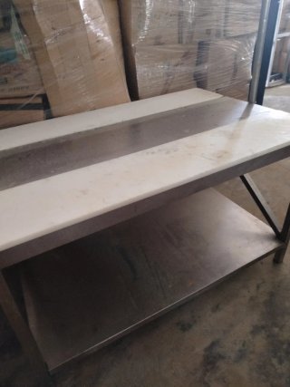 Mesa de trabajo inoxidable