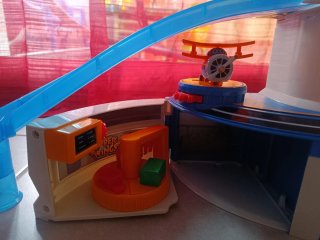 Base de Operaciones Super Wings