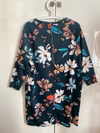 Vestido flores Pull and Bear