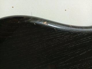 Cuerpo de bajo eléctrico negro
