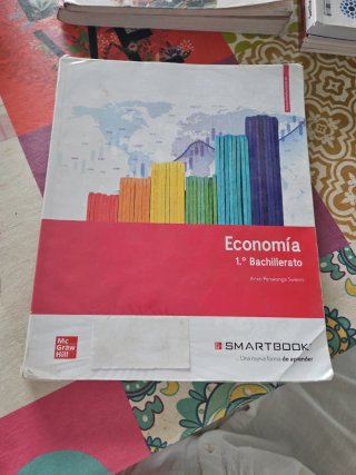 Economía 1o Bachillerato : Smartbook