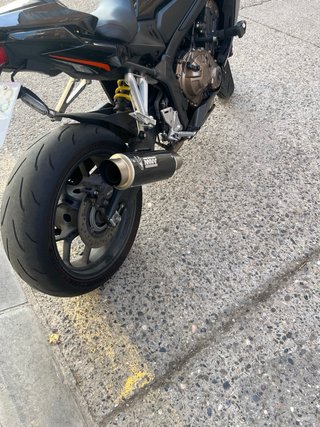 Honda CBR650R Negra Sportbike