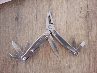 Multiherramienta Leatherman Rev Nueva