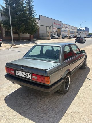 BMW Serie 3 e30 318i 1987