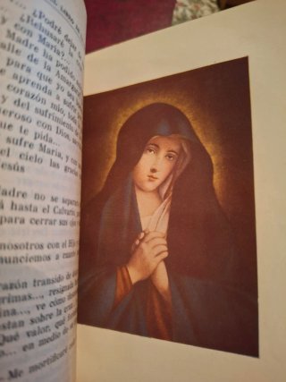 Libros religiosos antiguos