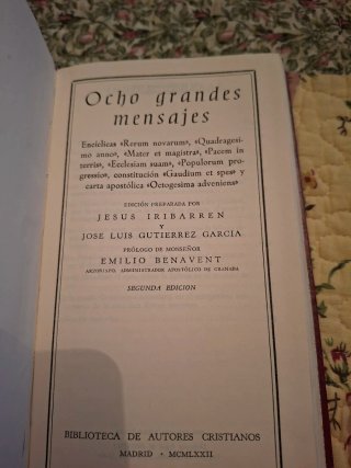 Libros religiosos antiguos