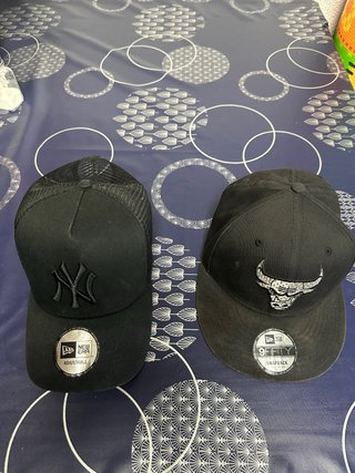 Lote 2 Gorras New Era Negras