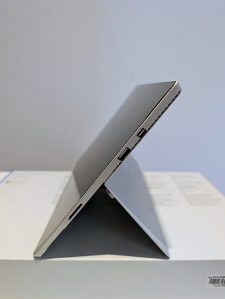Microsoft Surface Pro 4 i5 8GB (1724) per ricambio