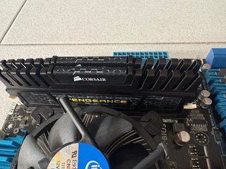 Placa Base ASUS P8Z77-V + CPU i7 3770K + 16GB RAM