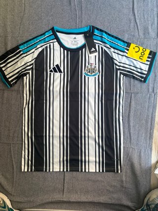 Camiseta Newcastle Adidas Talla M Nueva