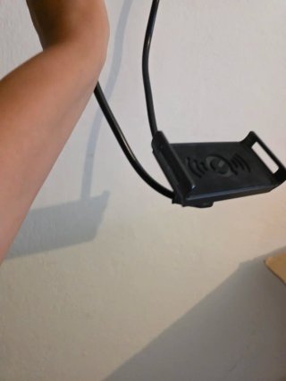 Supporto telefono da collo