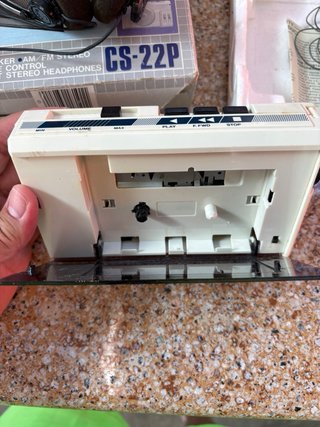 Reproductor Cassette CROWN CS-22P con Radio AM/FM