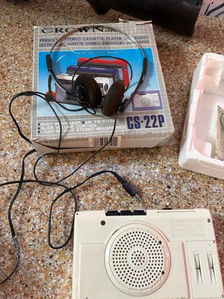 Reproductor Cassette CROWN CS-22P con Radio AM/FM