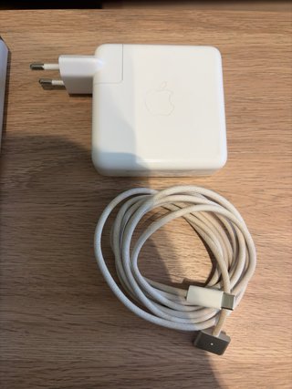 MacBook Pro M1 Pro 14 pulgadas 16GB/1TB