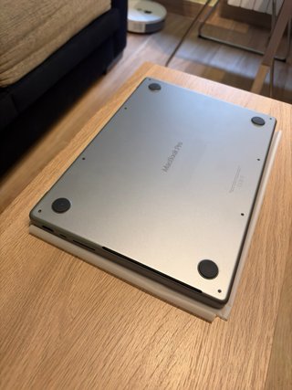 MacBook Pro M1 Pro 14 pulgadas 16GB/1TB