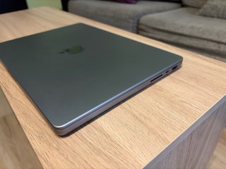 MacBook Pro M1 Pro 14 pulgadas 16GB/1TB