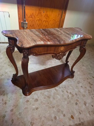 Mesa de entrada madera y mármol