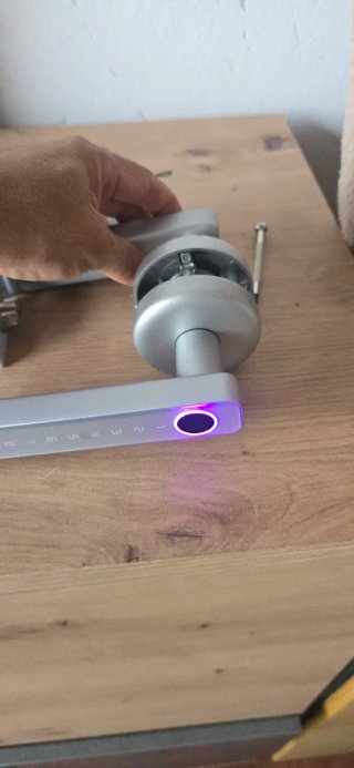 Cerradura Inteligente Tuya Bluetooth Huella/Código