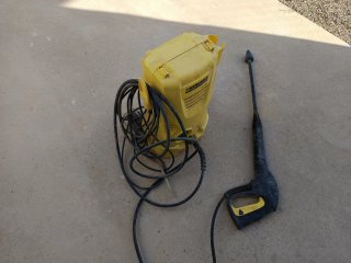 Hidrolavadora Karcher 110 bar