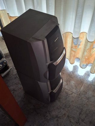 Altavoces Aiwa con Subwoofer Integrado