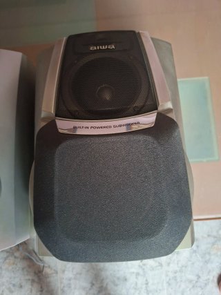 Altavoces Aiwa con Subwoofer Integrado