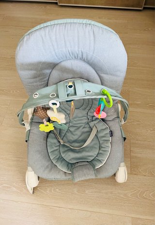 Mecedora bebé Chicco