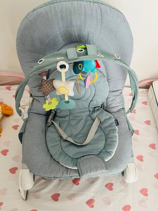 Mecedora bebé Chicco