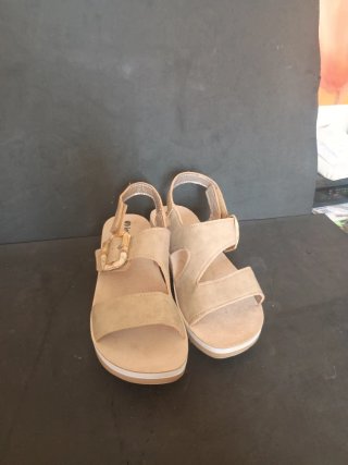 Sandalias Beige Talla 41