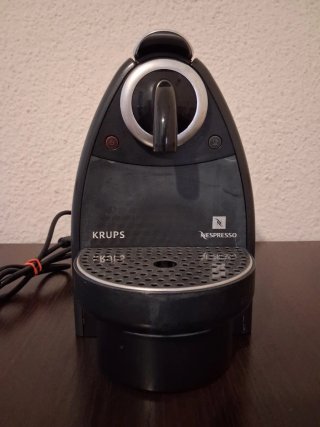 Cafetera Krups Nespresso Essenza