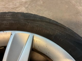 4 Llantas y 4 Neumáticos Audi A3