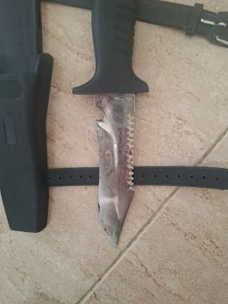 Cuchillo de buceo SPORASUB