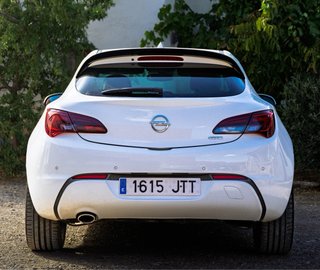 Opel Astra GTC Sportive 140cv 2016 95.000km
