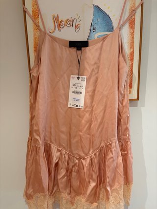 Camisón Zara tirantes seda y encaje rosa Talla M