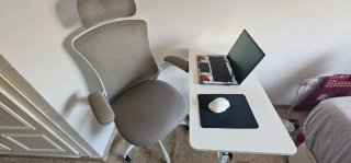 Escritorio blanco plegable para trabajo