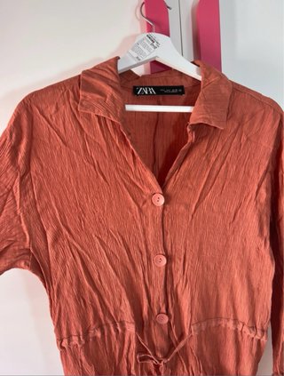 Vestido midi Zara