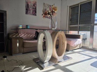 Mesa de diseño cristal y madera
