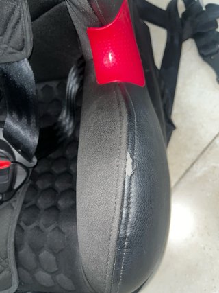 Silla coche Isofix negra y roja