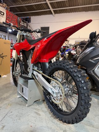 Stark Varg MX 1.0 80 HP (Alfa) - Casi Nueva