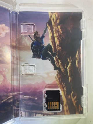 Nintendo Switch: Zelda Breath of the Wild - SWITCH