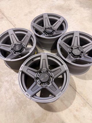 Llantas Offroad 17x9 ET-38