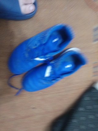 Botas de futbol sala para 15euros los dos