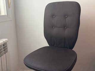 Silla de escritorio con ruedas