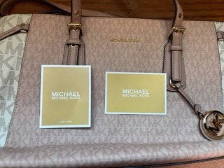 Bolso Michael Kors Rosa y Blanco