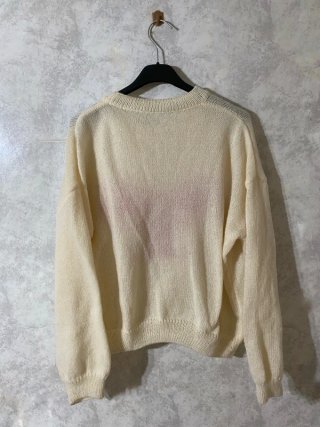 Jersey calado blanco crudo Shein XS con lazo rojo