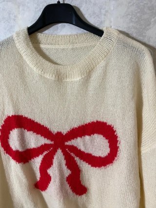 Jersey calado blanco crudo Shein XS con lazo rojo